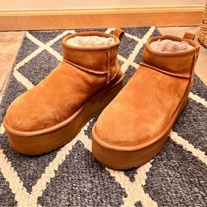 UGG Women's Chestnut Suede Platform Short Booties